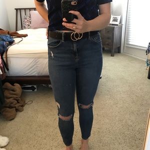 High waisted ripped jeans